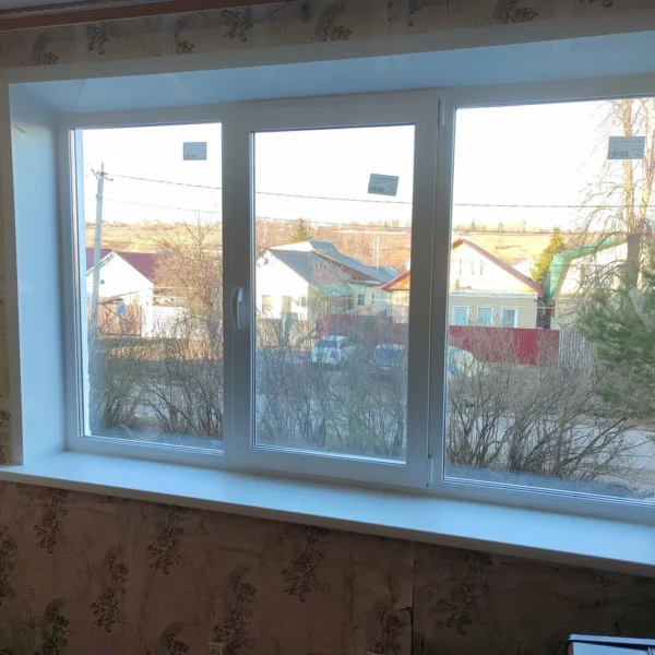 Установка двух окон и балконного блока в кирпичном доме
