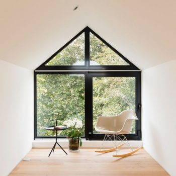 80b9a4c1fd9d81a9026eff40f326be3b